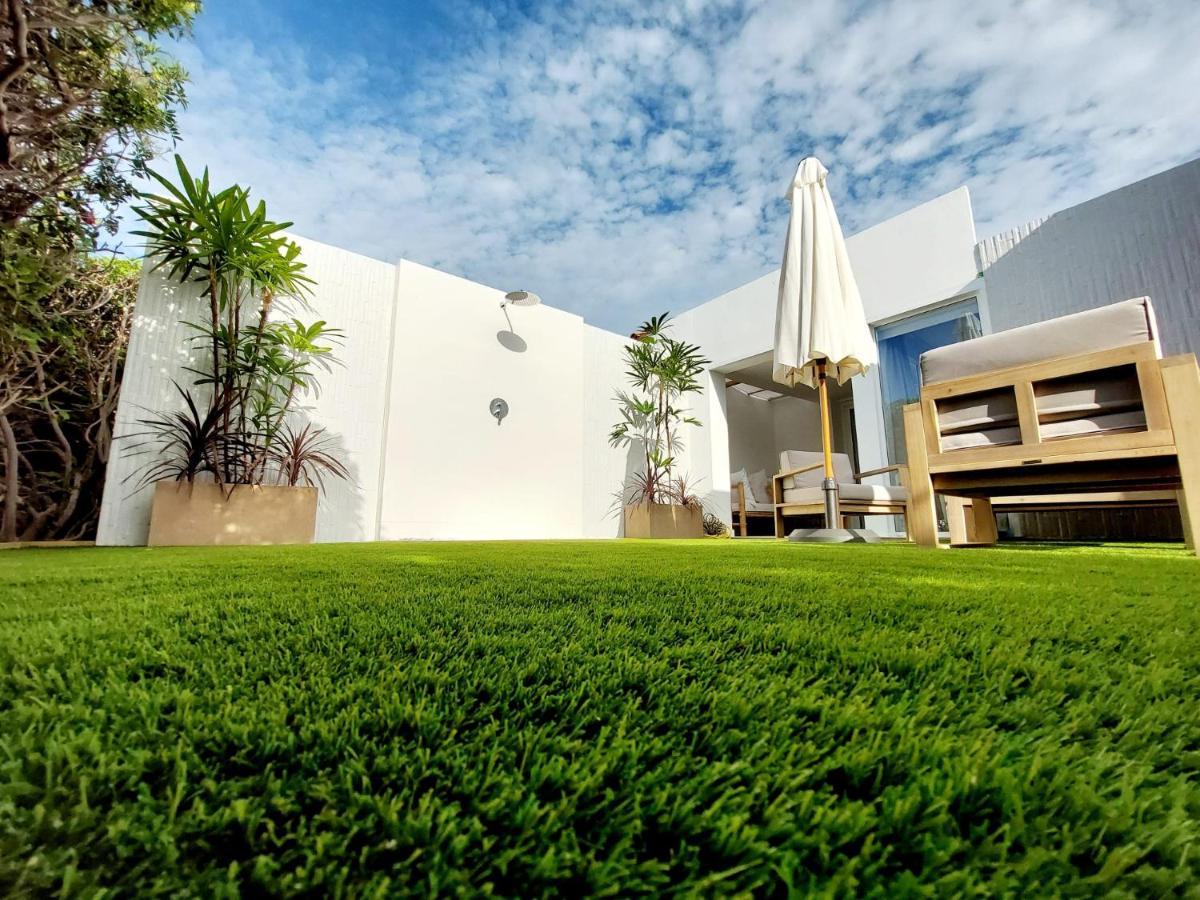Bungalow De Diseno Hidromasajes Terraza Y Piscina. San Bartolomé Kültér fotó