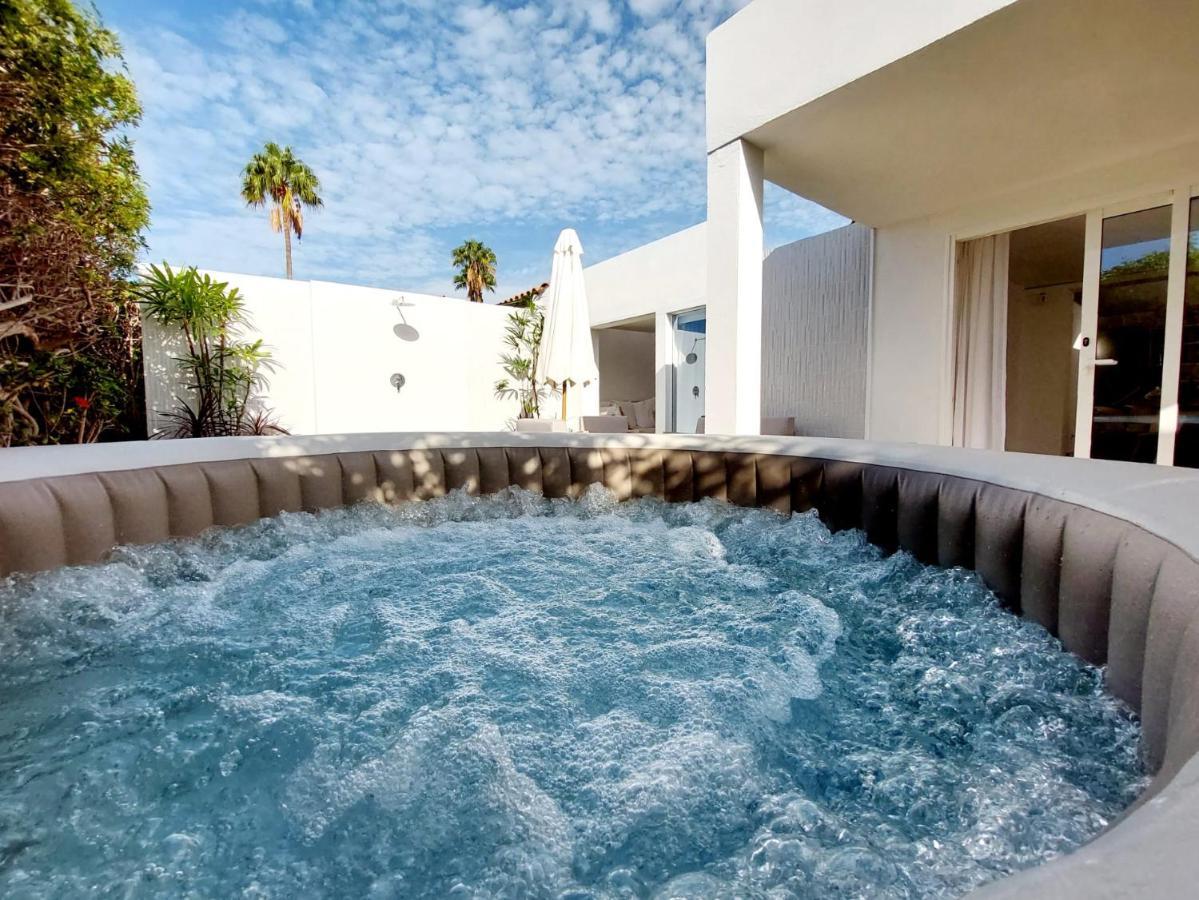 Bungalow De Diseno Hidromasajes Terraza Y Piscina. San Bartolomé Kültér fotó
